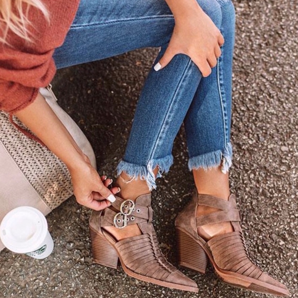 WOVEN BUCKLE BOOTIE (Dark Taupe) - Picture 3 of 10